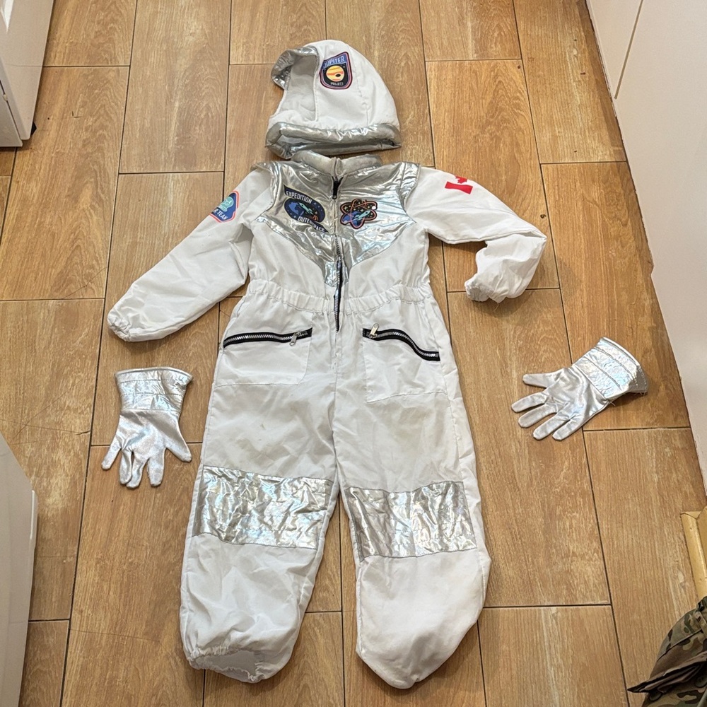 Kids Astronaut Costume - White and Silver
